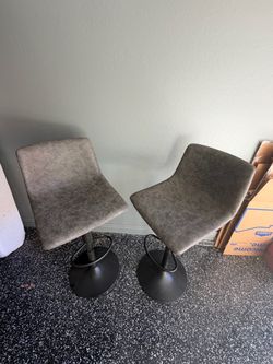 Set of 2 Adjustable Bar Stools