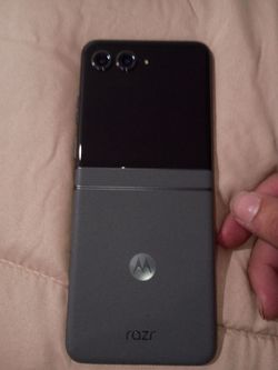 Motorola fold razr