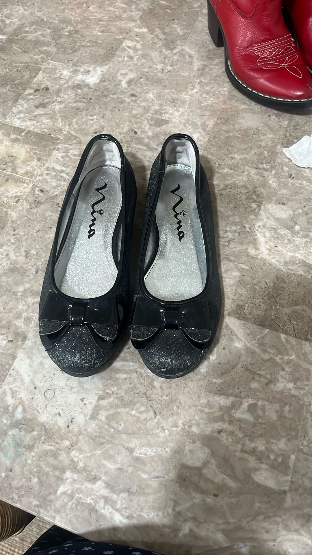 Free Girls Black Flats