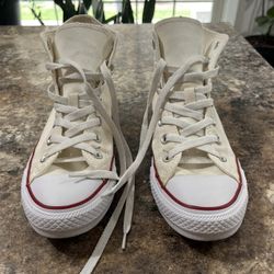 Vintage 80S Converse Chuck Taylor High Top size 6M 8W Worn Once