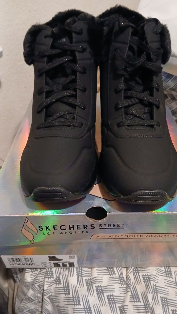 Skechers Boots