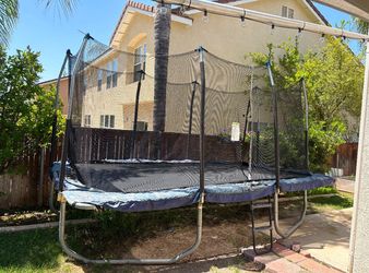 Trampoline