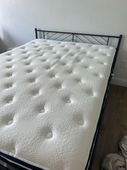 Queen Mattress + ViscoSoft Memory Foam Topper