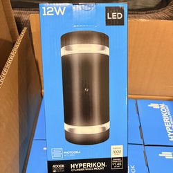 BRANDNEW OUTDOOR LIGHTS