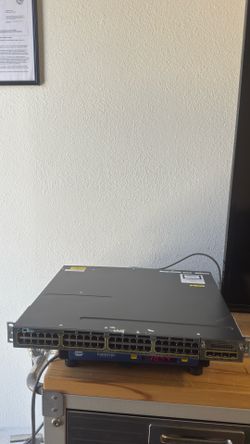 Cisco ws-3750x-48 Port Gigabit IP Switch with Dual Power / C3KX-NM-1G