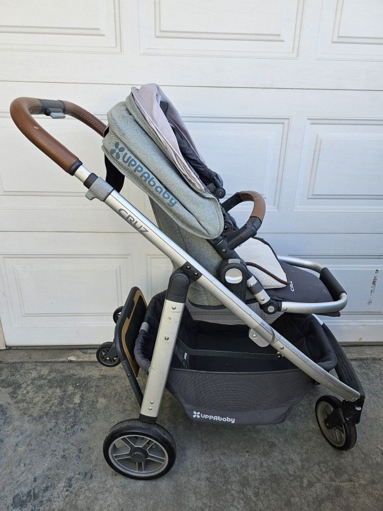 Uppababy Cruz Stroller