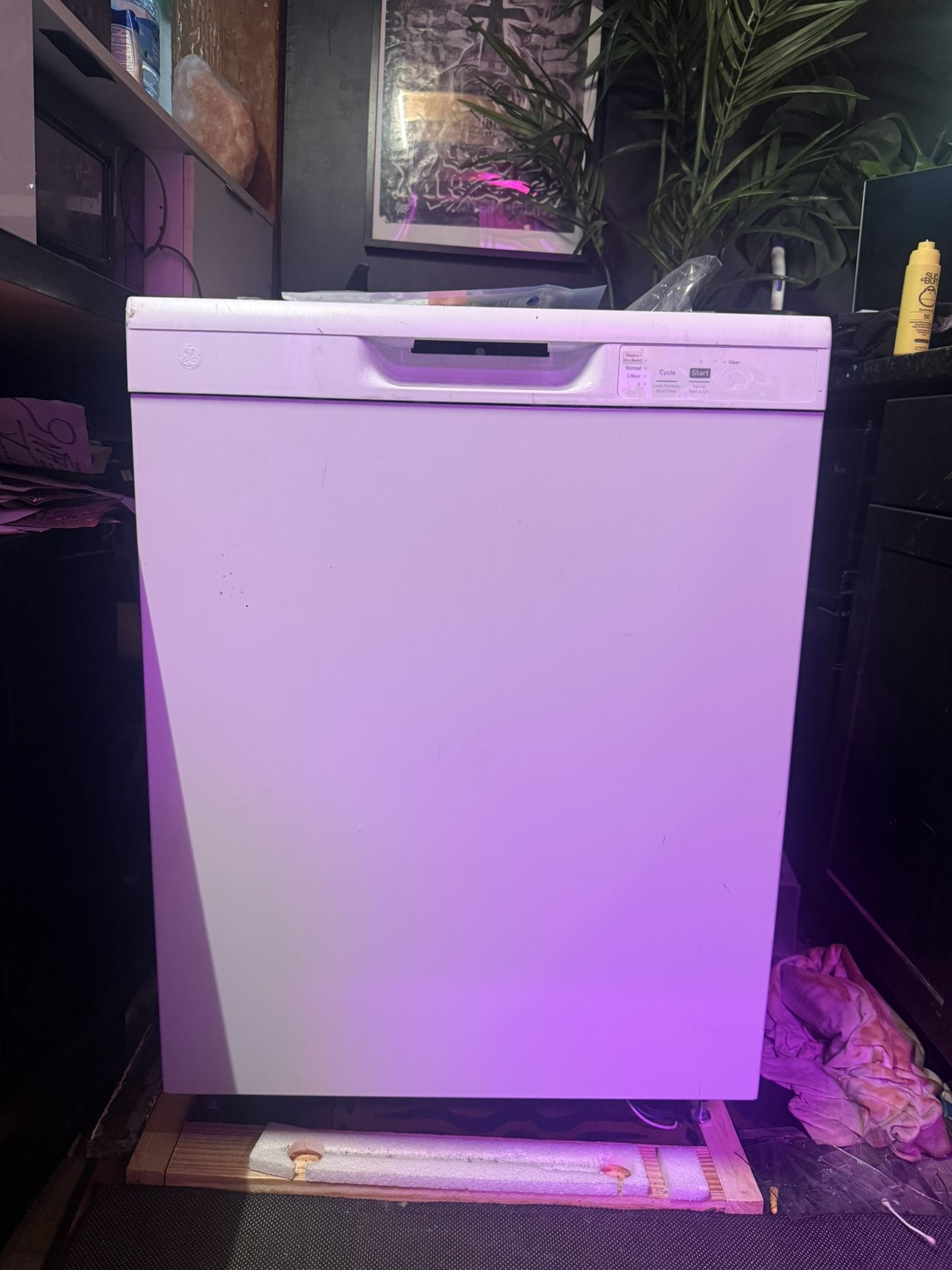 NEW Dishwasher