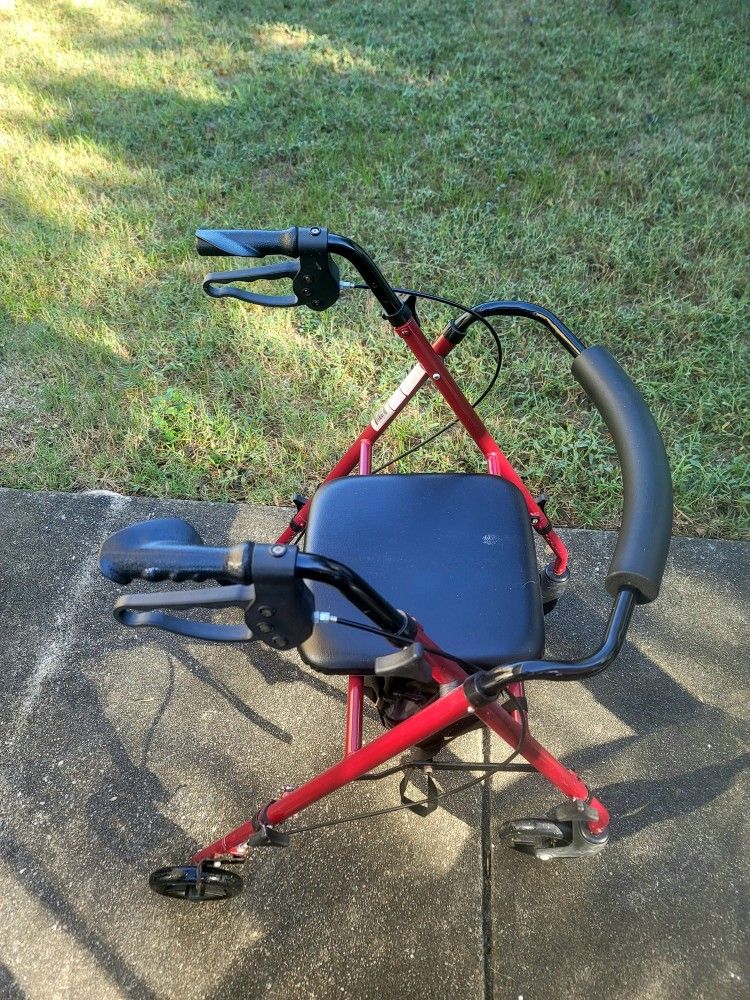 Drive Medical Aluminum Rollator