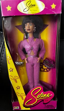 Selena Barbie collection doll