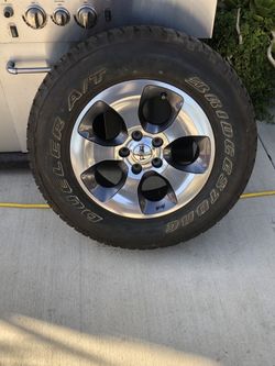 I have 5 bran new tires and wheels for a Jeep Wrangler it only has 23 miles on tires asking $900