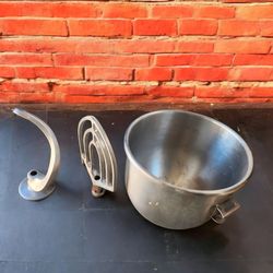$150 each Commercial Restaurant 20 Quart Stainless Steel Mixer Bowl 20 Quart Dough Hook and 20 Quart Paddle Beater Attachment by Alpha will fit Hobart
