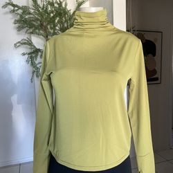 New Women Turtle Neck Size M/L