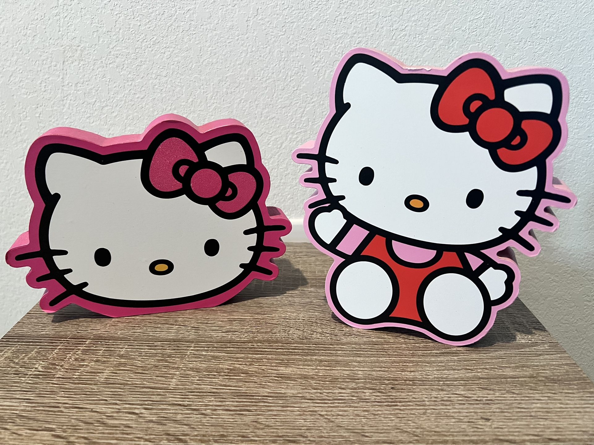 Sanrio Hello Kitty Wooden Decorative Figures