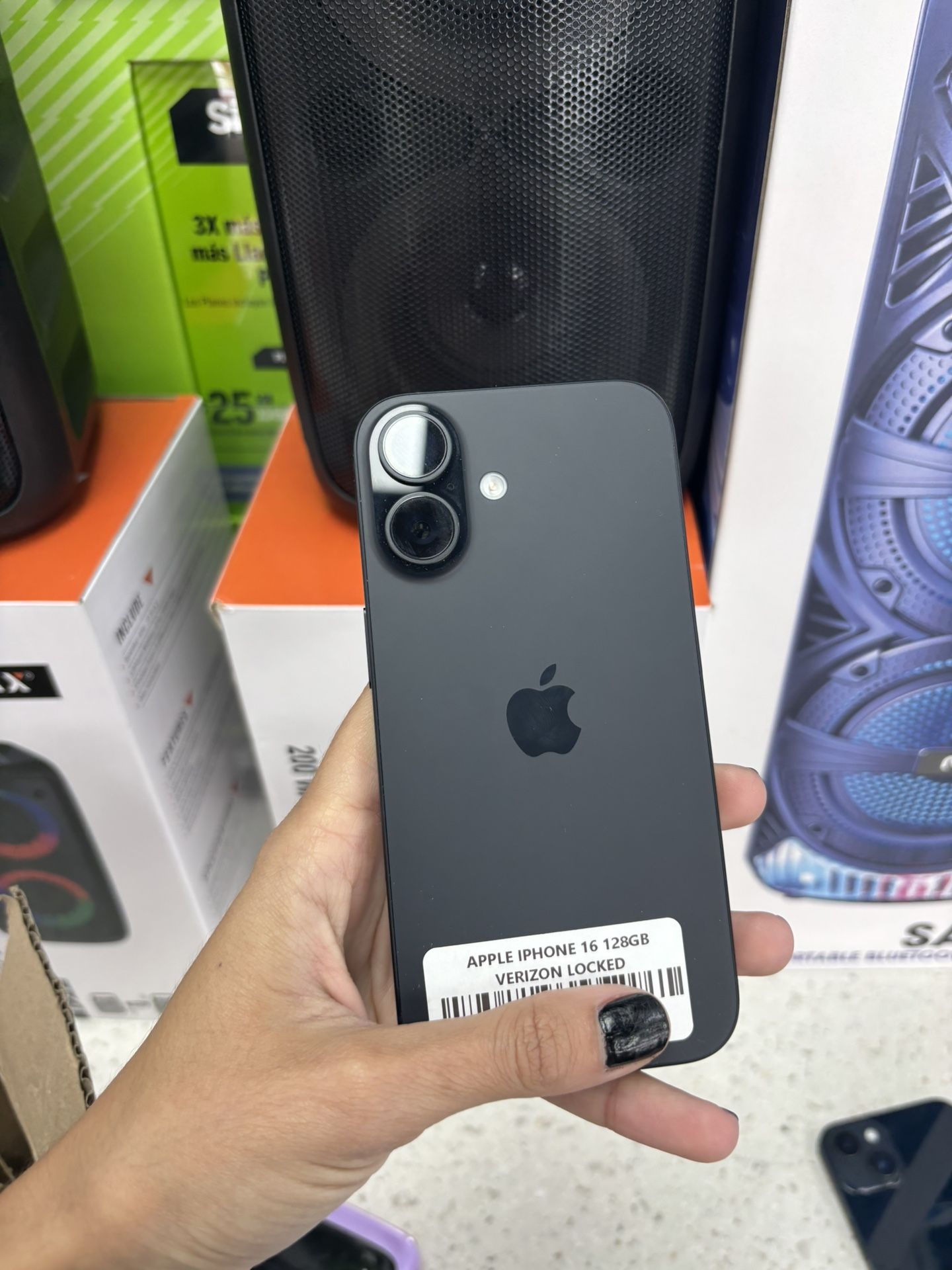 iPhone 16
