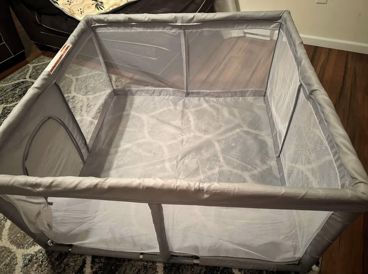 Indoor Play Pen W/ Padded Playmat 