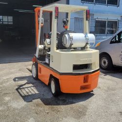Forklift Nissan 5000 Libras