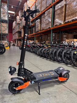 Long-range electric scooter