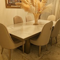 Custom Brand New Italian Dining Room Table 7500$ Original Cost