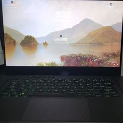 Asus ROG Zephyrus G15 Gaming Laptop 15.6 in