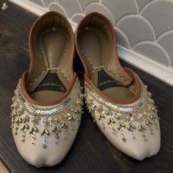 Ivory Beaded Bridal Flats Womens Khussa Indian Jutti Shoes Punjabi Jutti Beige Wedding Flats
