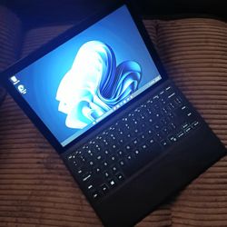 Touchscreen Dell 2 in 1 Laptop/Tablet Intel Core i5 8 GB RAM 256 GB SSD Webcam 1080P LCD Wi-Fi & Bluetooth Wireless Windows 11 Professional 