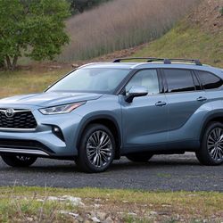 Toyota Highlander 2020-2021 All Weather Floor Mats 