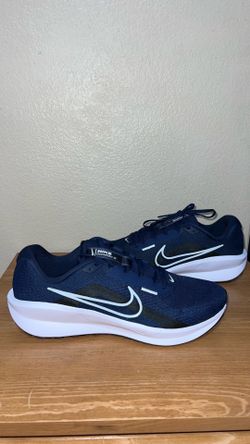 NIKE Downshifter 13