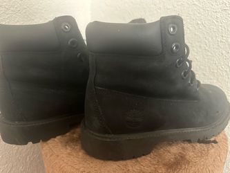 Size 5 black timberlands