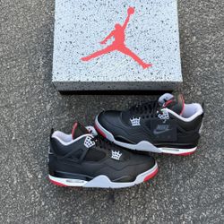 Jordan 4 Bred 