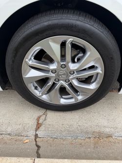 2019 Honda Accord Wheels and Tires