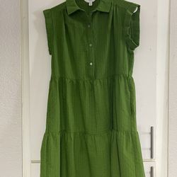 Green Tiered shirt dress Size XS