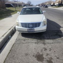 Cadillac DTS