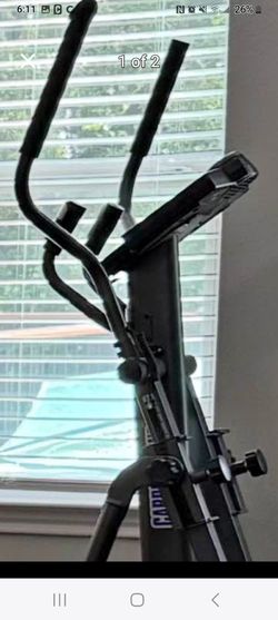 Cardio Zone Eliptical  w/ Charger & Floor Pad
