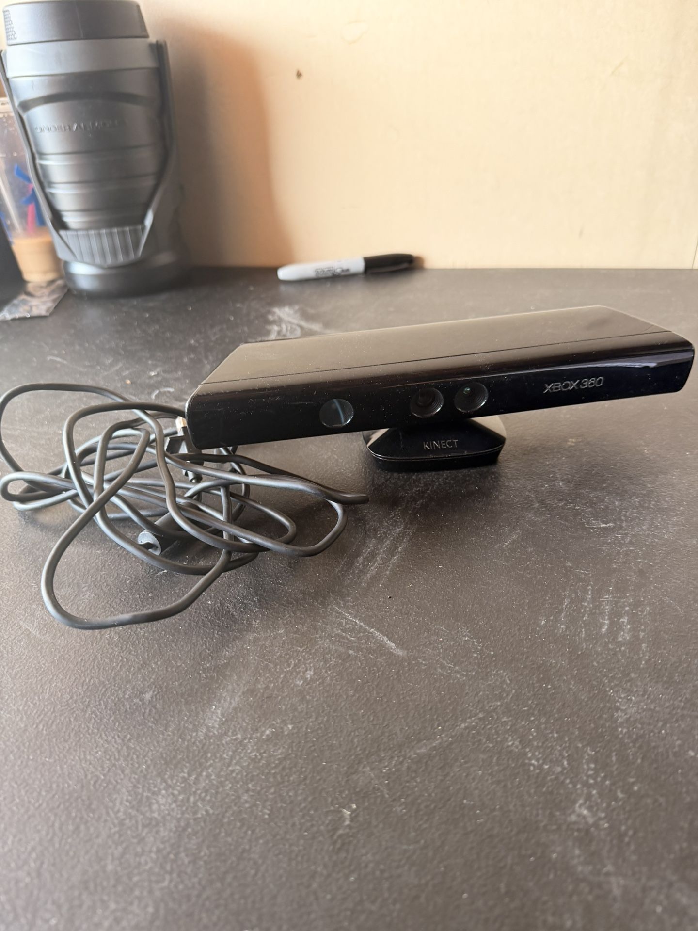 Xbox 360 kinet And Game