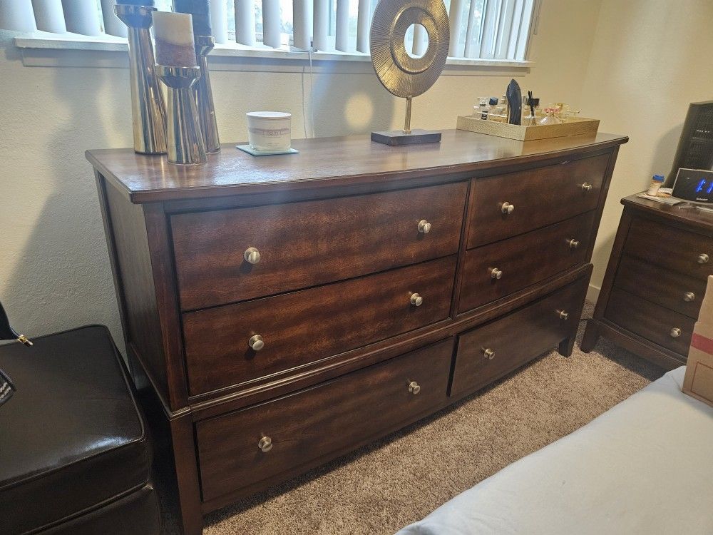 Brown Wood Dresser 