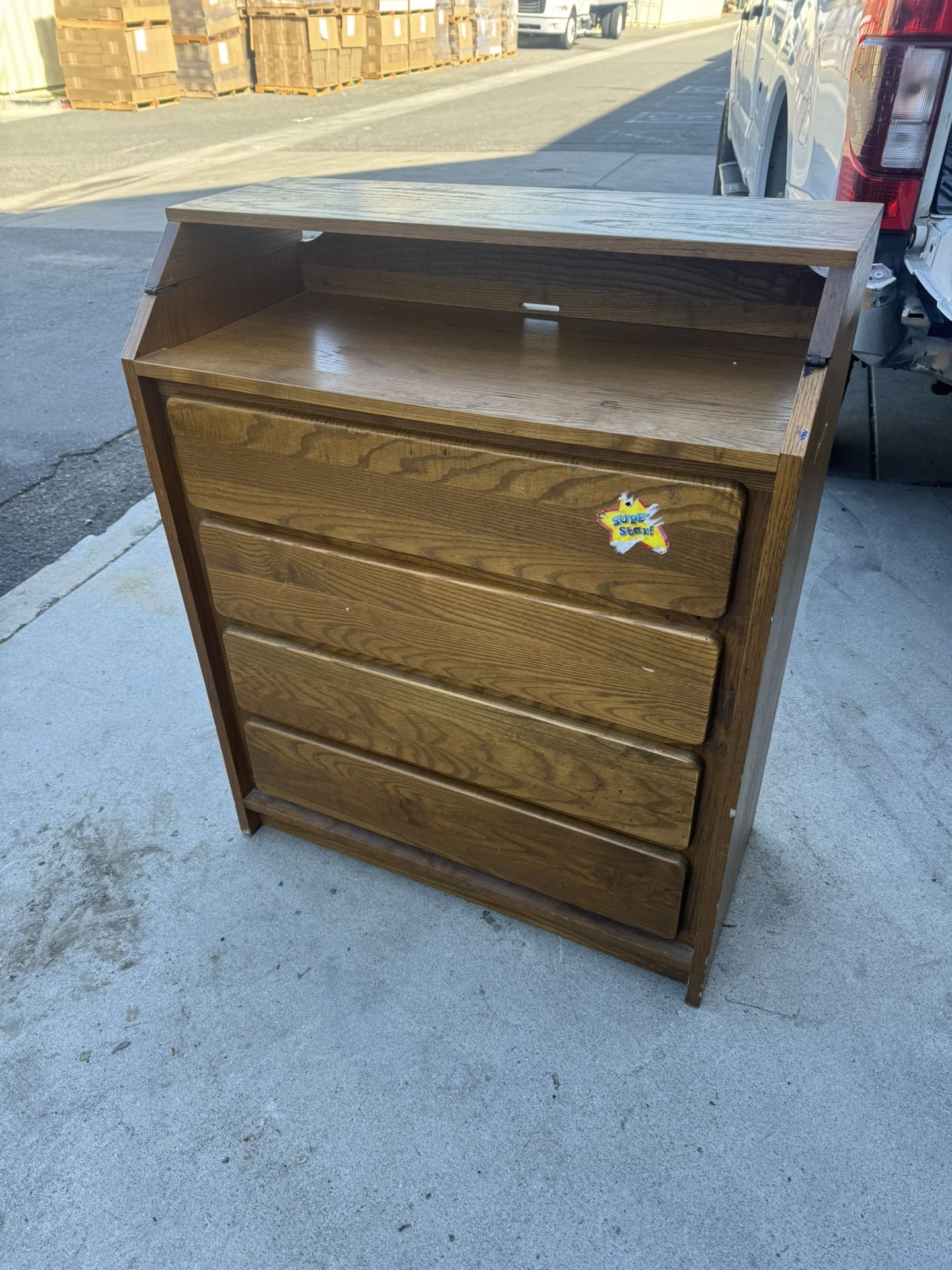 Changing Table/ 4 Drawer Dresser