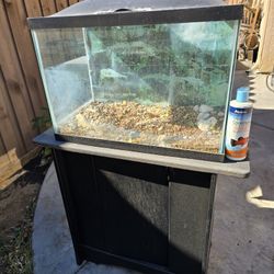 20gal fish tank with stand for sale 

