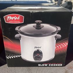 Slow cooker