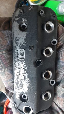 Valve cover