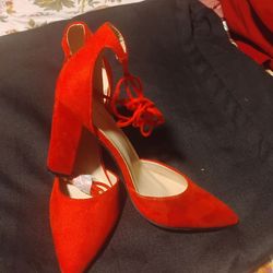 Shoes size 10