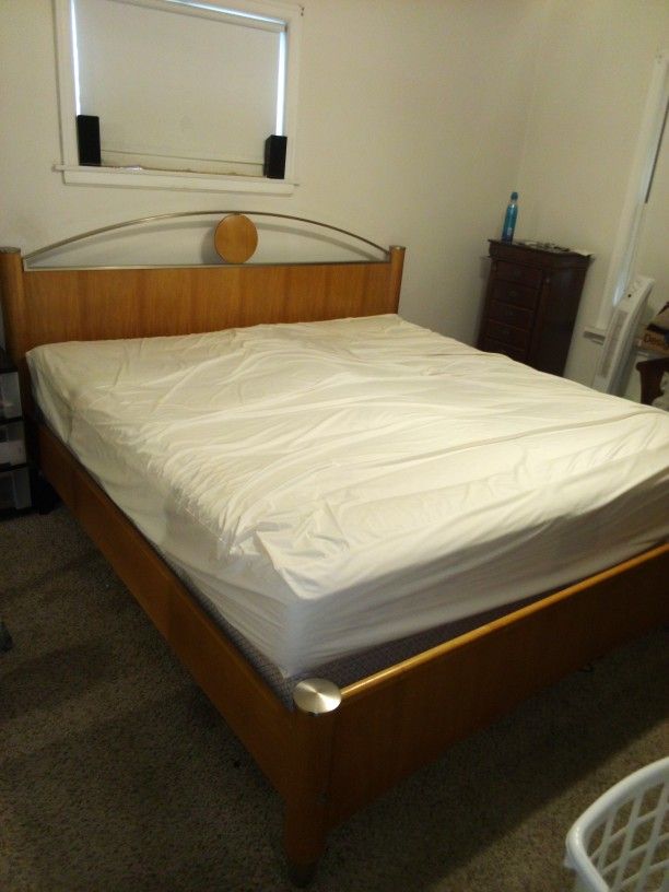 Ethan Allen King Bed