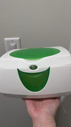 Baby wipe warmer