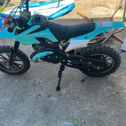 Is a good bike and it’s loud is it two-stroke?