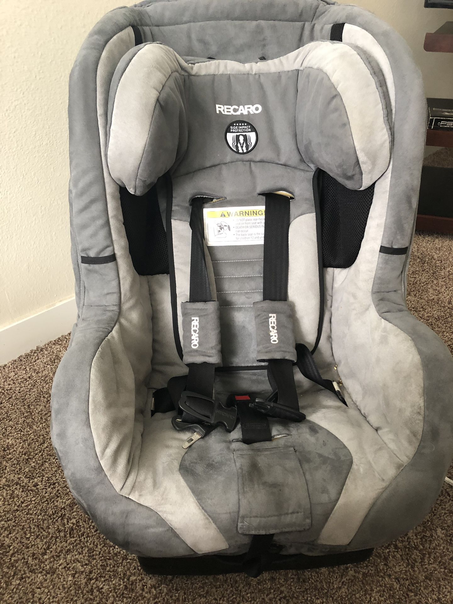 Car Seat and extra baby stuff