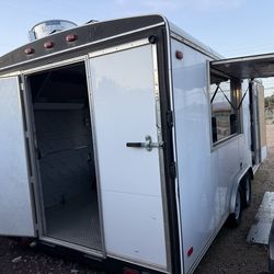Food truck concessions trailer