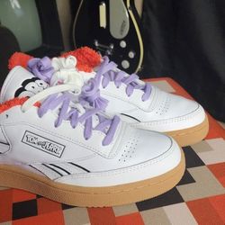 NEW Reebok Club C Revenge TOM AND JERRY DROOPY White Mens Classic SHOES 7. No box but with tags and extra shoe laces