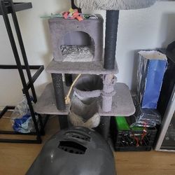 Cat Tree With Litter Box $60 Ono