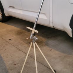 Vintage Painting Easel