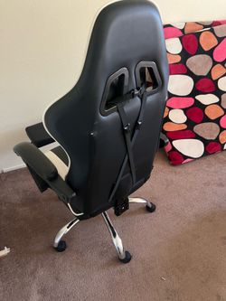 Gaming chair