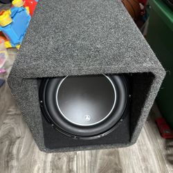 JL Audio 12W6v3 In HO Box